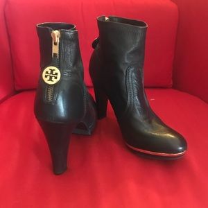 Tory Burch round toe ankle boots